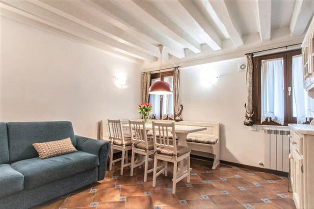 Emmalu Apartamento